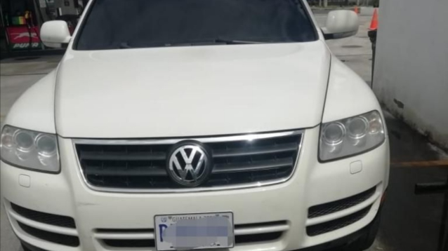 VOLKSWAGEN TOUAREG - 2006